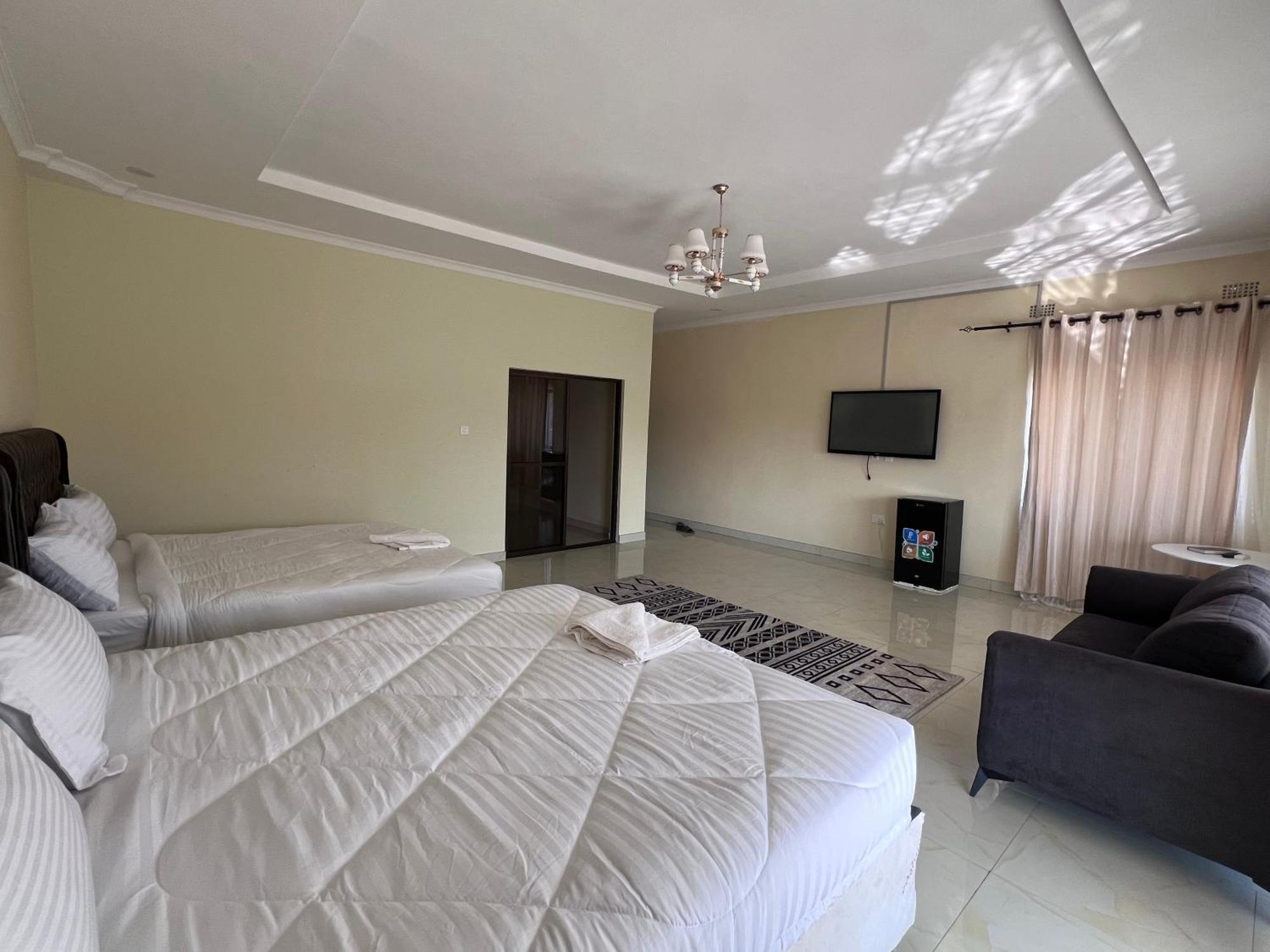 Kasbek Lodge And Tours Lusaka Exterior foto